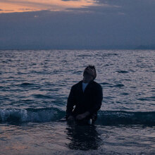 Ο Victor Vernicos μας ξεναγεί στη δική του Αθήνα