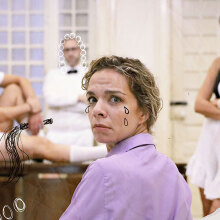 «Ατυχές πήδημα ή Παλαβό πορνό» στο ΠΛΥΦΑ