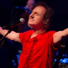 Βασίλης Παπακωνσταντίνου