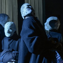 «Η λέξη πρόοδος στο στόμα της μητέρας μου ηχούσε πολύ φάλτσα»