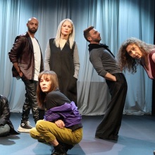 Το σπίτι στην Εθνική οδό- Ένα ήσυχο μέρος στο θέατρο Άλφα