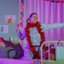 Επείγοντα Χριστούγεννα, ΚΠΙΣΝ