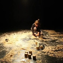 Αν μ' ακούς θα γίνω σεισμός, θέατρο Lib'ro