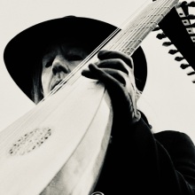 O Γιόζεφ βαν Βίσσεμ παρουσιάζει ζωντανά το πρωτότυπο soundtrack για την κλασική ταινία «The Cabinet of Dr. Caligari»