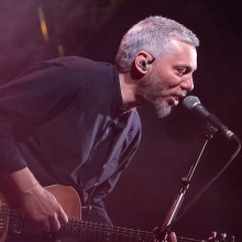 Ο Αλκίνοος Ιωαννίδης στο Δημοτικό Θέατρο Λυκαβηττού
