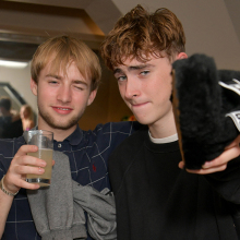 Σόνι Στάρκι (αριστερά) και Τζιν Γκάλαχερ (δεξιά) 