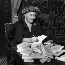 Agatha Christie