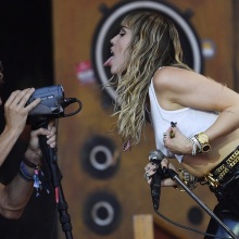 Μάιλι Σάιρους