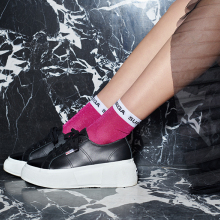 Calzedonia και Superga μαζί