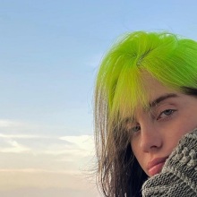 Η τραγουδίστρια Billie Eilish