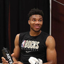 Γιάννης Αντετοκούνμπο