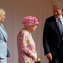 Η βασίλισσα Ελισάβετ υποδέχτηκε στο κάστρο του Ουίνδσορ τον Τζο Μπάιντεν - Είναι ο 13ος Αμερικανός πρόεδρος που συναντά στη ζωή της