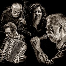 Αργύρης Μπακιρτζής και φίλοι