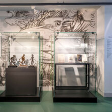 Ζωγραφιές ανάμεσα στις σελίδες. Εικονογραφήσεις του Νίκου Χατζηκυριάκου - Γκίκα από τις Συλλογές του Μουσείου Μπενάκη