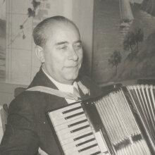 Μιχάλης Σουγιούλ