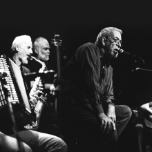 Οι Χειμερινοί Κολυμβητές στο Faliro Summer Theater