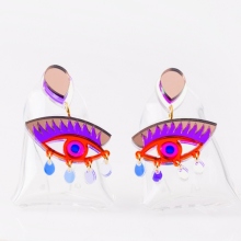 Το Electra Art Space παρουσιάζει τη νέα συλλογή εικαστικών κοσμημάτων της Nefelia με τίτλο «Fluidity».