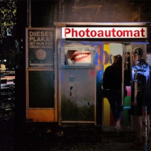 Η γκαλερί 7 παρουσιάζει την έκθεση “ΦΩΤΟγραφίες” της Χλόης Ακριθάκη