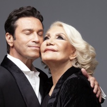 Μαρινέλλα και Μάριος Φραγκούλης στο Christmas Theater