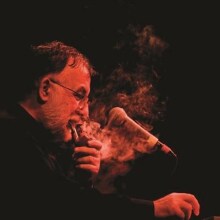 Αφιέρωμα - Θάνος Μικρούτσικος: Το «Εμπάργκο» κι άλλες ιστορίες