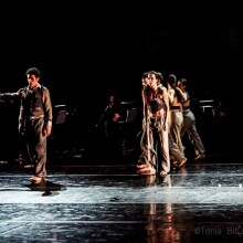 Χαΐνηδες - Κι όμΩς κινείται στο Faliro Summer Theater