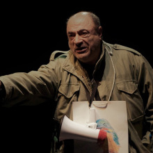 Η μεγάλη διαδήλωση του ενός
