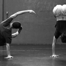 Hardly the Same, a dance guide to mess up body and mind