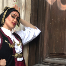 «Ρίζες» στο Red Jasper Cabaret Theatre