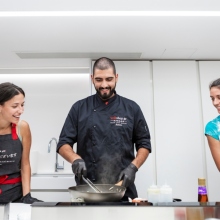 Learn to Wok: μαθήματα ασιατικής μαγειρικής στην κουζίνα των Wok shop