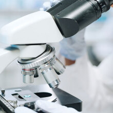 Οξεία Μυελογενής Λευχαιμία: Μία δύσκολη νόσος με νέες θεραπείες