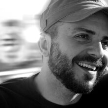 Κι εύχεται να γίνουν viral τα κείμενά του στα free press