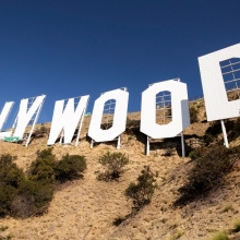 Η Πινακίδα του Χόλιγουντ κλείνει 100 χρόνια: Πώς και γιατί δημιουργήθηκε - Οι αλλαγές στην επιγραφή και οι ανακαινίσεις της
