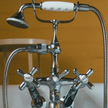 Πώς το μπάνιο μπορεί να κρύβει κινδύνους για την υγεία μας 