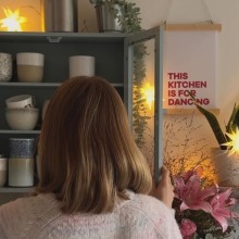 Πώς θα φτιάξετε τη δίκη σας άνετη γωνία στο σπίτι, για χαλάρωση και πρωινό καφέ 