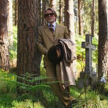 Η νέα ταινία Knives Out γίνεται βιντεοπαιχνίδι μέσω του Netflix - Οι παίκτες καλούνται να λύσουν έναν φόνο ή να κρυφτούν ως δολοφόνοι.