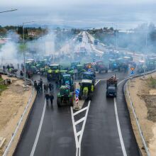 Κλιμακώνονται οι κινητοποιήσεις των αγροτών: Χιλιάδες τρακτέρ σε τελωνεία και οδικούς άξονες - Τα σημεία αποκλεισμού σε όλη την Ελλάδα