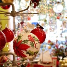 Επιθεώρηση Εργασίας: H καταβολή του Δώρου Χριστουγέννων σε όλους τους μισθωτούς του ιδιωτικού τομέα πρέπει να γίνει έως την 21η Δεκεμβρίου 2025 