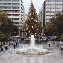 Το χριστουγεννιάτικο δέντρο στο Σύνταγμα