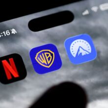 Η Paramount κατέθεσε προσφορά 108 δισ. για τη Warner Bros, διεκδικώντας θέση στη λίστα των μεγαλύτερων επιθετικών εξαγορών της ιστορίας.