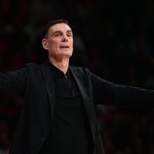 Λακωνικός ο Γιώργος Μπαρτζώκας: Χάσαμε πολλά ελεύθερα σουτ με σπουδαίους σουτέρ