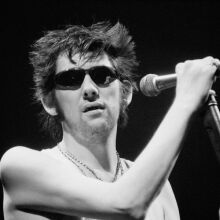 Χριστούγεννα 2025: Πέντε τραγούδια και οι ιστορίες που τα συνοδεύουν