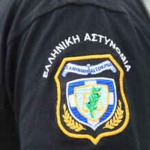 Τρία άτομα, μεταξύ τους υπαρχιπυροσβέστης, συνελήφθησαν για διακίνηση ναρκωτικών, έπειτα από έρευνα των Εσωτερικών Υποθέσεων της ΕΛΑΣ.