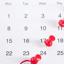 Πότε πέφτει φέτος το Πάσχα - Όλες οι αργίες και τα τριήμερα του 2026