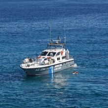 Τρεις μετανάστες εντοπίστηκαν νεκροί και 20 διασώθηκαν σε επιχείρηση νότια της Κρήτης - Σε εξέλιξη οι έρευνες στη θαλάσσια περιοχή.