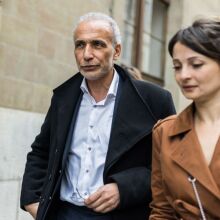 Αναβολή στη δίκη του ισλαμολόγου Ταρίκ Ραμαντάν στο Παρίσι για βιασμό τριών γυναικών, με επίκληση σοβαρών προβλημάτων υγείας - Το χρονικό των καταγγελιών