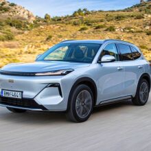 To Starray EM-I είναι το πρώτο Plug-In Hybrid της Geely στην Ελλάδα που καίει ελάχιστα