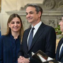 Σοφία Μητσοτάκη: Οργισμένη απάντηση για την επιστροφή της από το Ντουμπάι - «Η ξεφτίλα δεν έχει όρια»