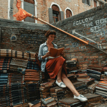 Το βιβλίο ζει, αυτό μας οδηγεί