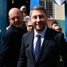 Ο Νίκος Ανδρουλάκης ευχαρίστησε τα μέλη του ΠΑΣΟΚ για τη συμμετοχή και κάλεσε σε ενότητα για πολιτική αλλαγή - Στην κάλπη του Περιστερίου ο πρόεδρος του ΠΑΣΟΚ