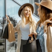 Aνοιξιάτικη shopping list: 10 αγορές που δεν θα μετανιώσεις